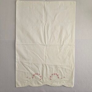 Vtg Cream Embroidered Pillowcase Pink Floral Hand Work Scalloped Crochet‎ Edge